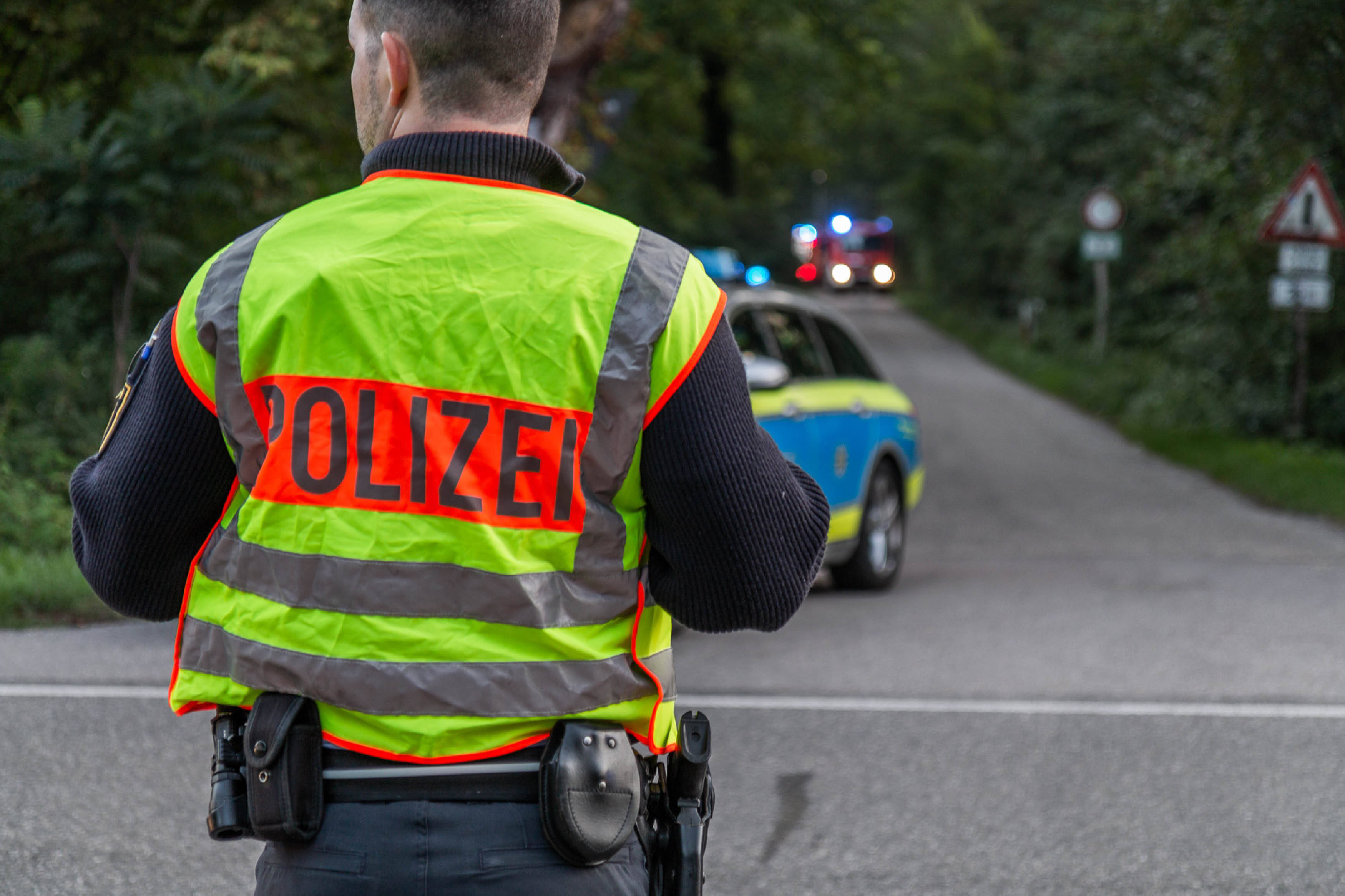 Schreckliche Beziehungstat in Bayern – 59-Jähriger tötet Zwillingsschwestern (57) und Ehemann (60) – Täter begeht Selbstmord