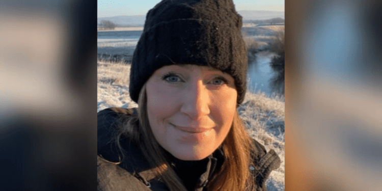 Frau beim Gassi-Gehen verschwunden - seit Tagen! Gruseliger Vermisstenfall - Polizei findet nur ihr Handy