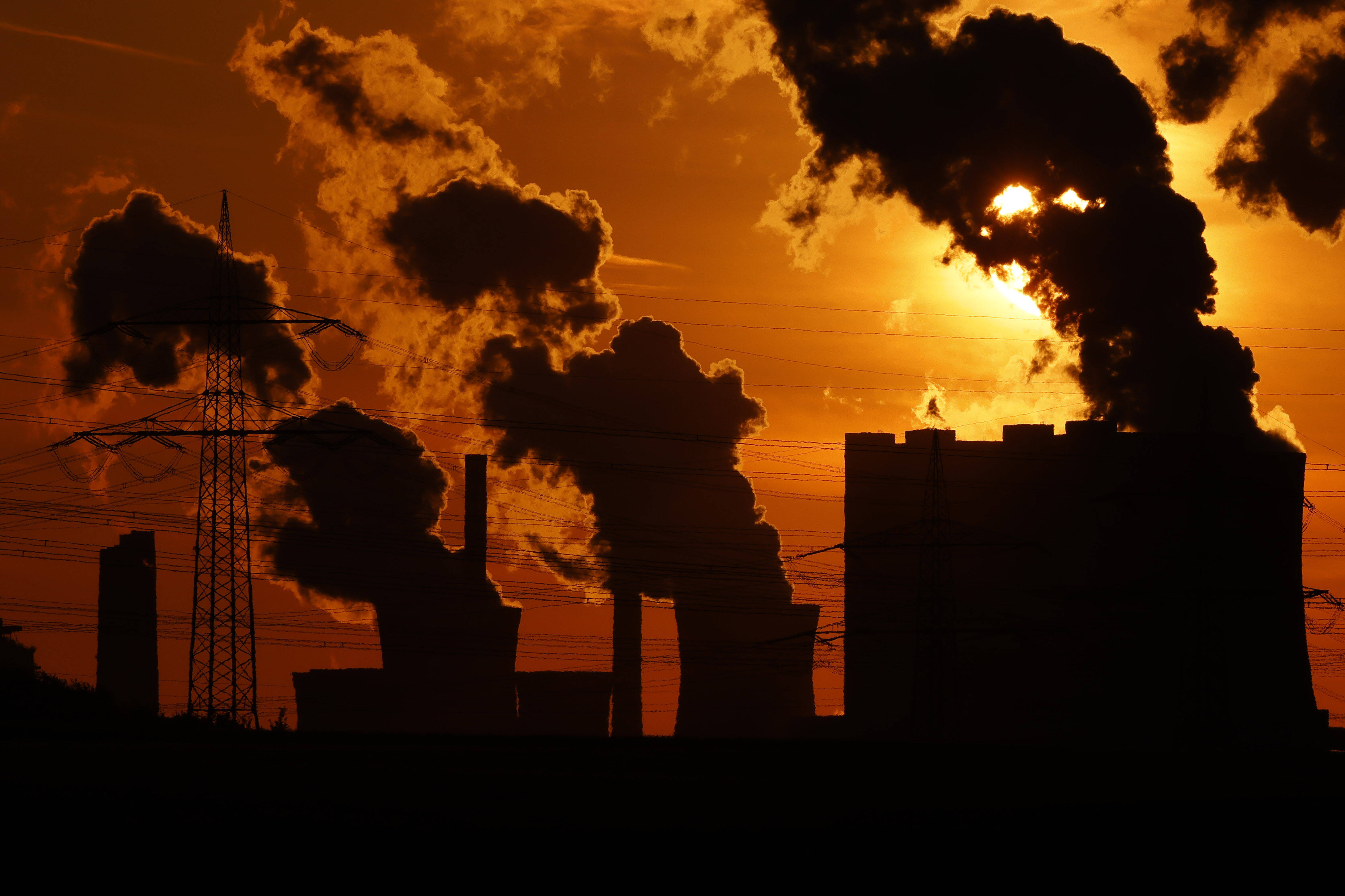 Schock nach Strompreiserhöhung - Ehepaar soll schlappe 37.000 Euro pro Monat zahlen!