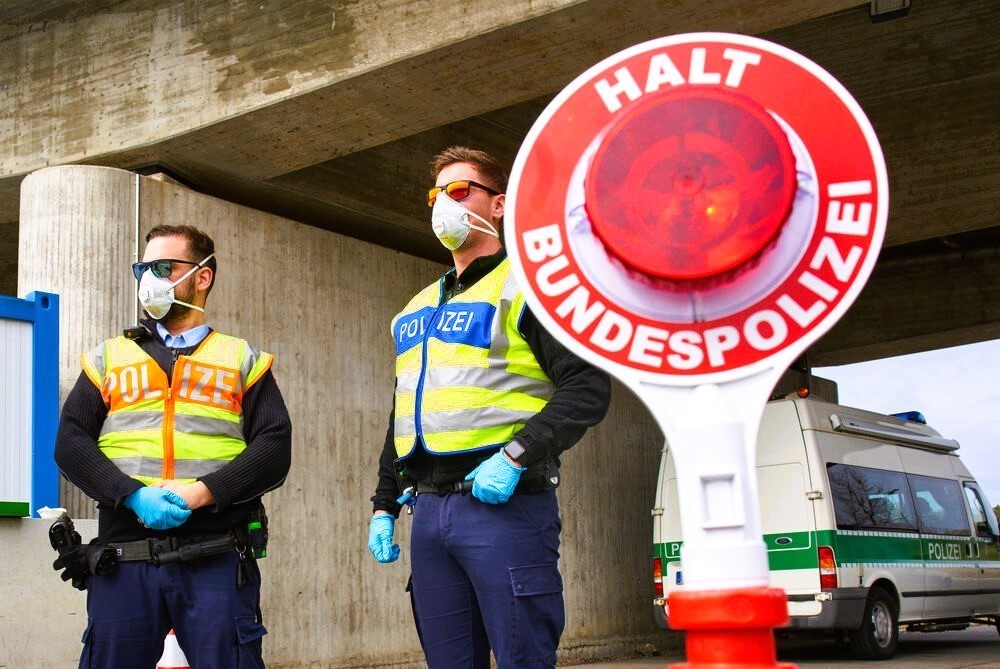 Thüringen - ganzes Dorf von Außenwelt abgeschnitten! 400 Dorfbewohner sind in ihrem Tal gefangen!