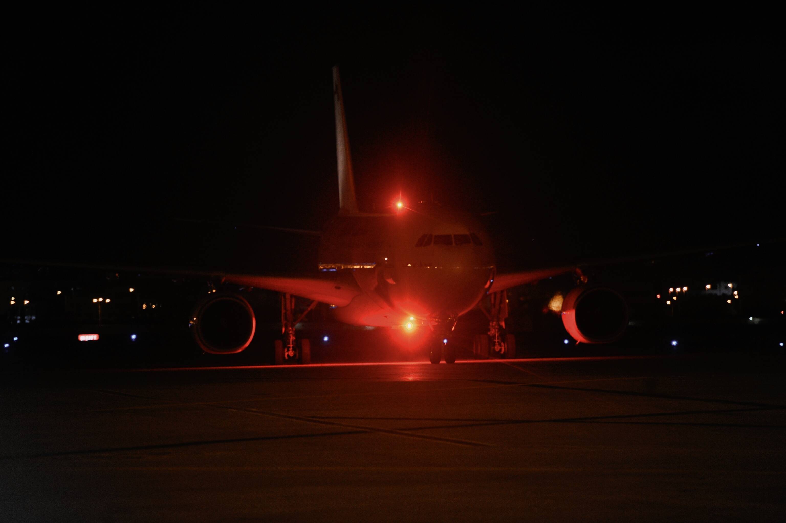Mysteriöser Privatjet aus Moskau landet am Flughafen Hannover! Wer saß in der geheimen Maschine?