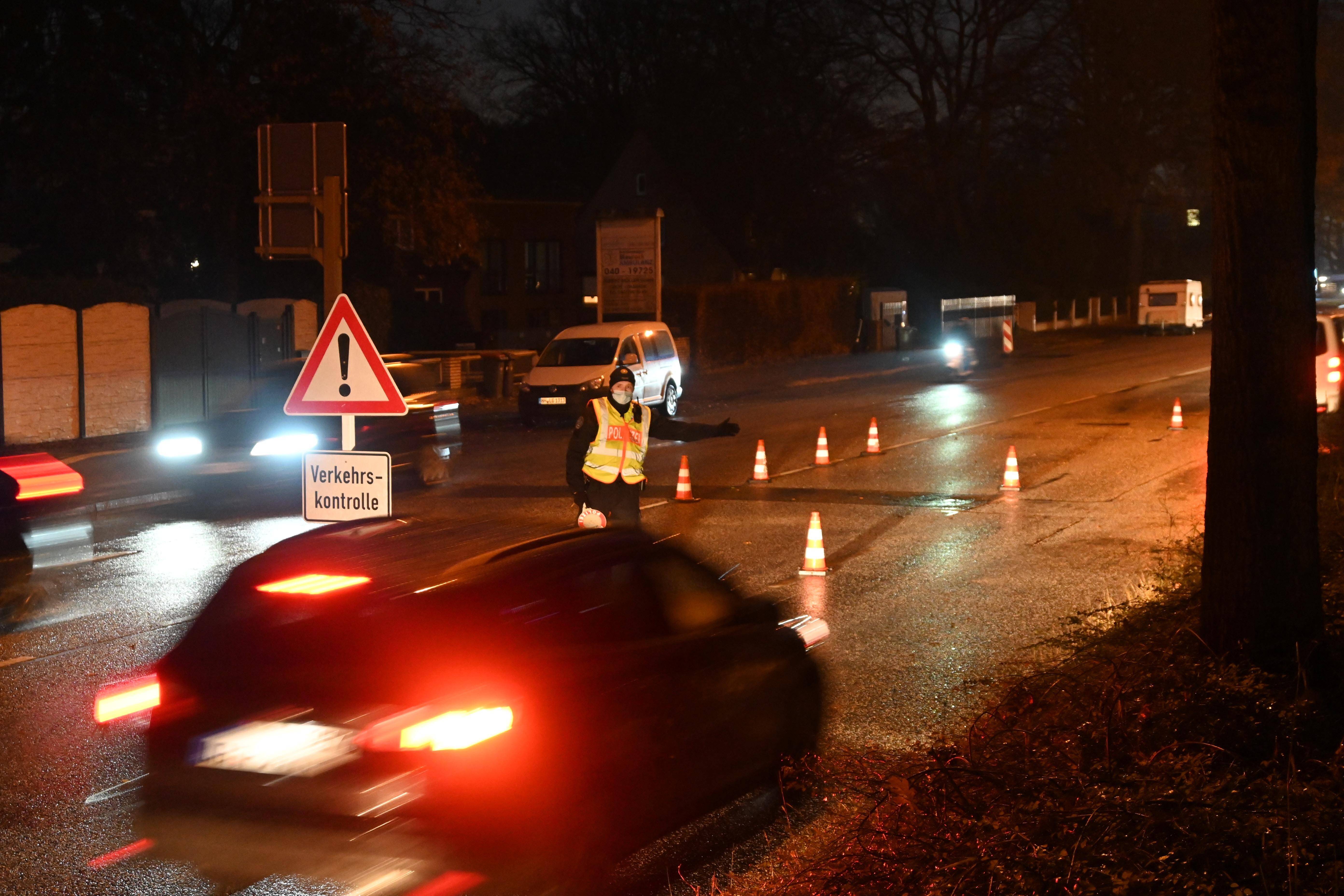 Tragödie! Pflegesohn tötet Pflegemutter  - Junge wollte zu seiner leiblichen Mutter fahren!