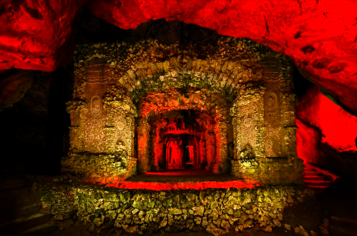 2026 - Erschreckende Prophezeiungen von Nostradamus: Diese Katastrophen drohen uns nächstes Jahr!